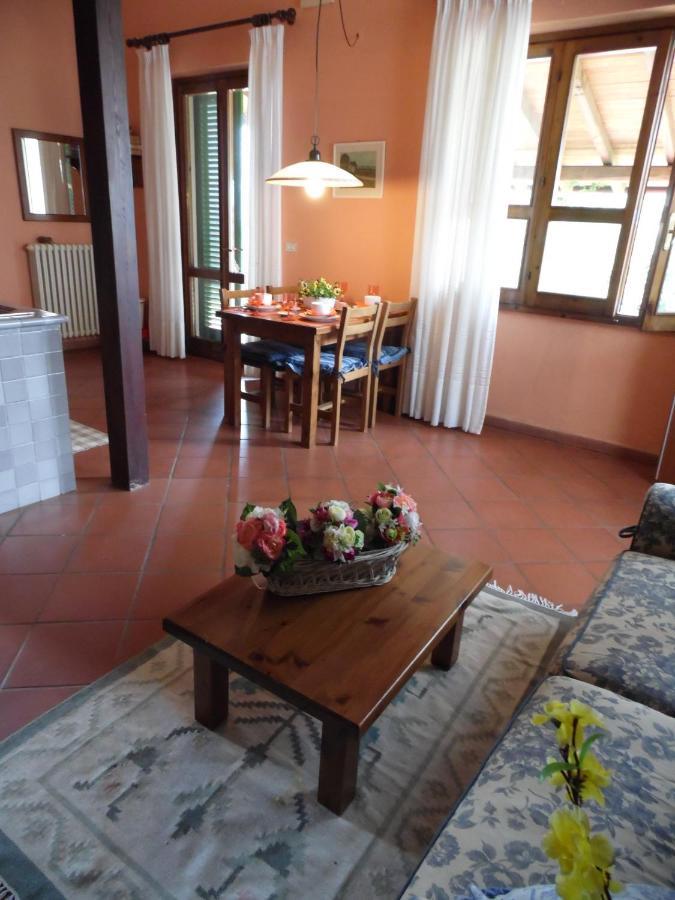 Casa Vacanze Casa Italia Lamporecchio Dış mekan fotoğraf